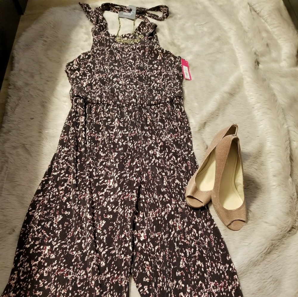 Purple w/ pink flowers jumpsuit 💜💜💜